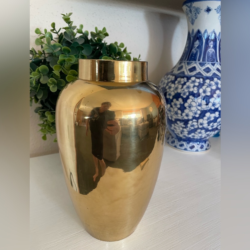 Beautiful Mid Century Simple Large Vintage Hampton Brass Solid Brass Vase